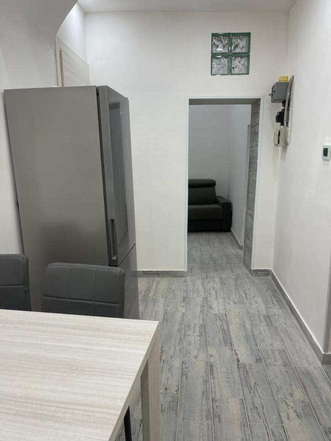 Dimora Di Anesia Napoli Apartment ภายนอก รูปภาพ